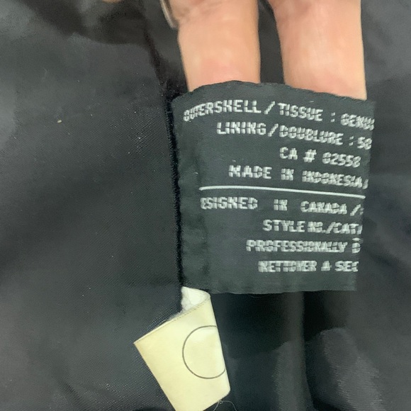 Made in 🇨🇦Vintage 90’ Danier Black Studded Leather Pants - Picture 7 of 16